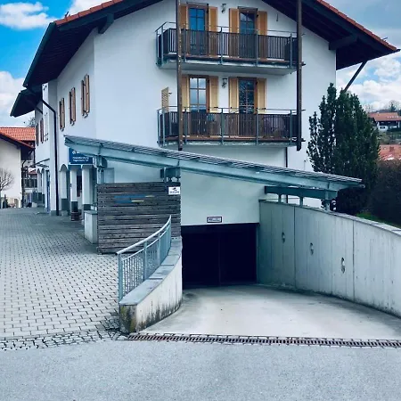 Alpengluehen Apartment *