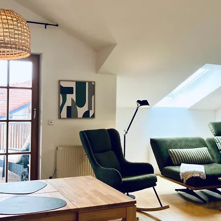 Alpengluehen Apartment *
